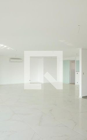 Apartamento à venda com 264m², 4 quartos e 4 vagasSala