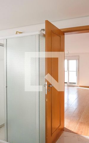 Apartamento à venda com 264m², 4 quartos e 4 vagasBanheiro da suíte 1