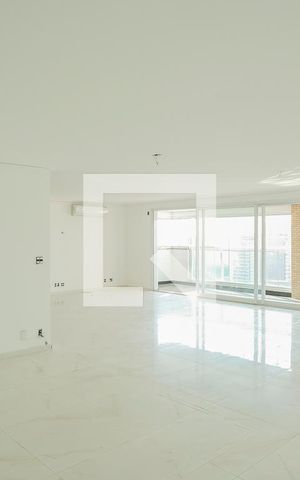 Apartamento à venda com 264m², 4 quartos e 4 vagasSala