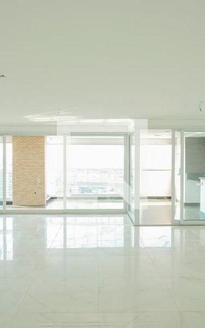 Apartamento à venda com 264m², 4 quartos e 4 vagasSala