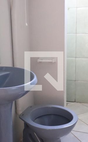 Casa à venda com 65m², 2 quartos e 1 vagabanheiro