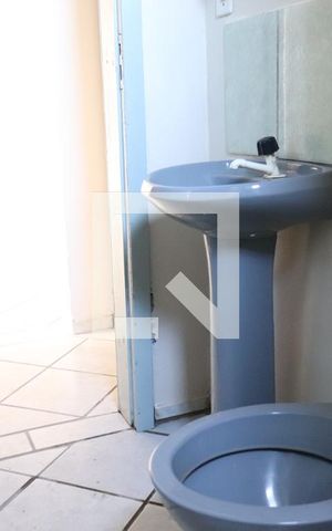 Casa à venda com 65m², 2 quartos e 1 vagabanheiro 