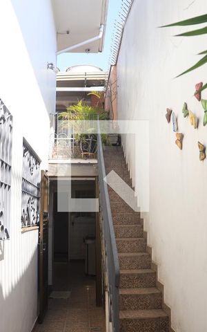 Casa para alugar com 140m², 3 quartos e 3 vagasLateral