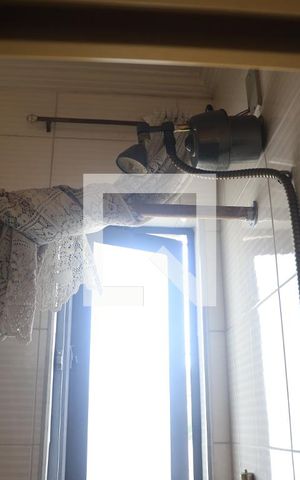 Casa para alugar com 140m², 3 quartos e 3 vagasBanheiro Social
