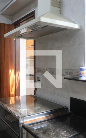Casa para alugar com 140m², 3 quartos e 3 vagasCozinha