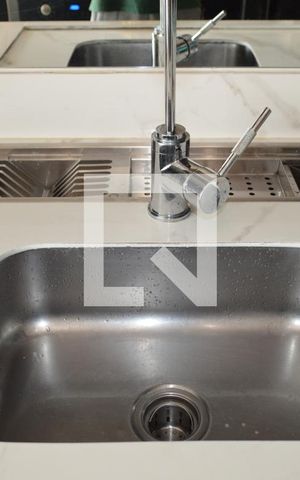 Apartamento à venda com 54m², 2 quartos e 1 vagaCozinha e Área de Serviço