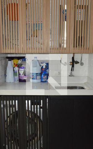 Apartamento à venda com 54m², 2 quartos e 1 vagaCozinha e Área de Serviço