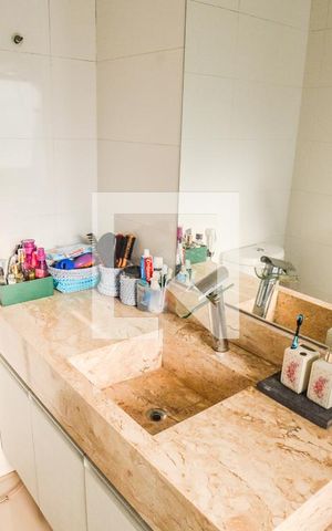 Apartamento à venda com 113m², 3 quartos e 2 vagasBanheiro da Suíte 2