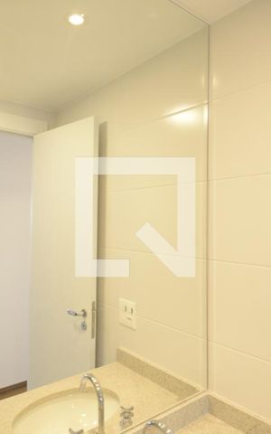 Apartamento à venda com 147m², 4 quartos e 2 vagasBanheiro