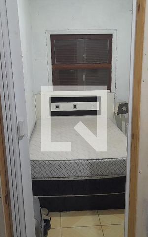 Apartamento para alugar com 30m², 2 quartos e 1 vaga Apartamento para alugar com 30m², 2 quartos e 1 vagaQuarto