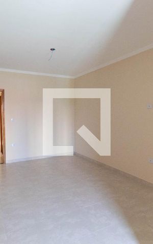 Casa à venda com 120m², 3 quartos e 2 vagas Casa à venda com 120m², 3 quartos e 2 vagasQuarto Suíte