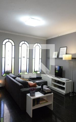 Casa à venda com 130m², 2 quartos e 3 vagasSala