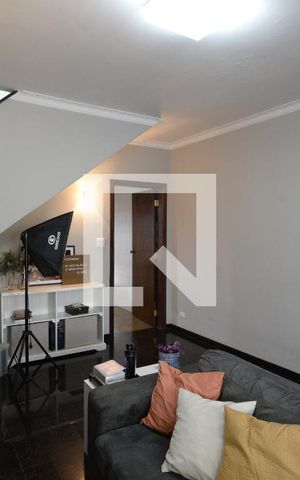 Casa à venda com 130m², 2 quartos e 3 vagasSala