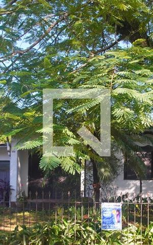 Casa à venda com 82m², 2 quartos e 1 vaga Casa à venda com 82m², 2 quartos e 1 vagaFachada