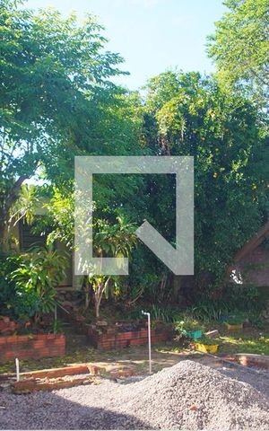 Casa à venda com 82m², 2 quartos e 1 vaga Casa à venda com 82m², 2 quartos e 1 vagaQuintal