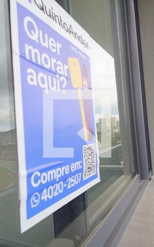 Apartamento à venda com 43m², 1 quarto e 1 vagaAdesivo na Janela