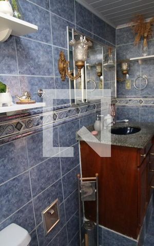 Apartamento à venda com 105m², 4 quartos e sem vagaBanheiro da Suíte 1