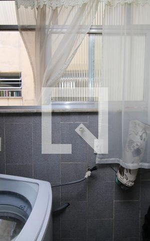 Apartamento à venda com 105m², 4 quartos e sem vagaCozinha e Área de Serviço