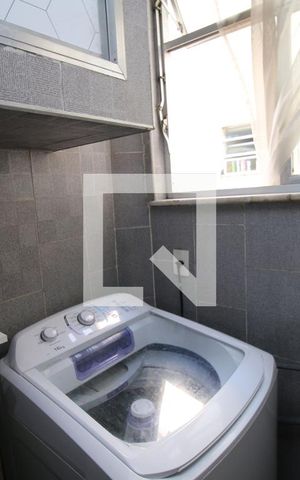 Apartamento à venda com 105m², 4 quartos e sem vagaCozinha e Área de Serviço