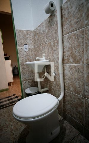 Casa à venda com 360m², 5 quartos e 1 vagaBanheiro 4 casa 4