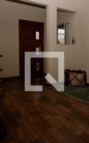 Casa à venda com 360m², 5 quartos e 1 vagaSala