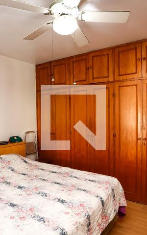 Casa à venda com 220m², 3 quartos e 4 vagas Casa à venda com 220m², 3 quartos e 4 vagassuíte 1