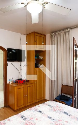 Casa à venda com 220m², 3 quartos e 4 vagas Casa à venda com 220m², 3 quartos e 4 vagassuíte 1