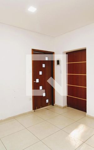 Casa para alugar com 100m², 2 quartos e sem vagaSala