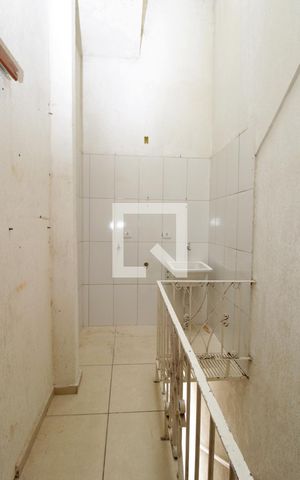 Casa para alugar com 100m², 2 quartos e sem vagaÁrea de Serviço