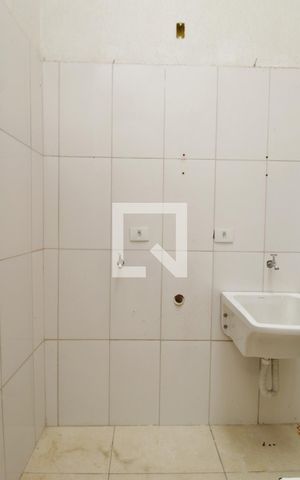 Casa para alugar com 100m², 2 quartos e sem vagaÁrea de Serviço