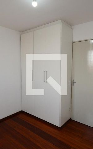 Apartamento à venda com 58m², 2 quartos e 1 vagaQuarto 2