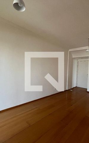 Apartamento à venda com 60m², 2 quartos e 1 vaga Apartamento à venda com 60m², 2 quartos e 1 vagaSala