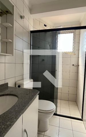 Apartamento à venda com 60m², 2 quartos e 1 vaga Apartamento à venda com 60m², 2 quartos e 1 vagaBanheiro