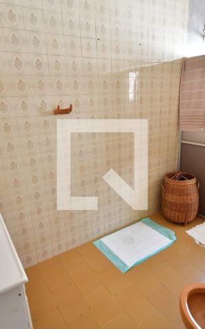 Casa à venda com 273m², 4 quartos e 2 vagasBanheiro Suíte