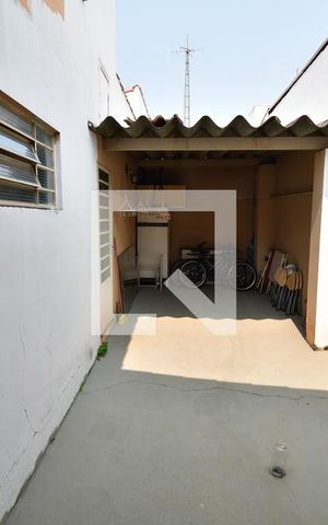 Casa à venda com 273m², 4 quartos e 2 vagasQuintal