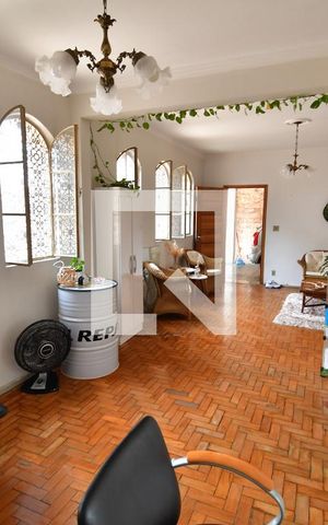 Casa à venda com 273m², 4 quartos e 2 vagasSala 1