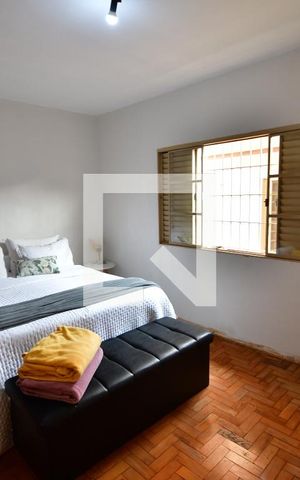 Casa à venda com 273m², 4 quartos e 2 vagasQuarto 3 - Suíte