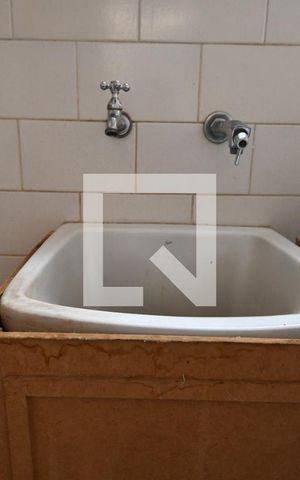 Casa à venda com 273m², 4 quartos e 2 vagasÁrea de Serviço