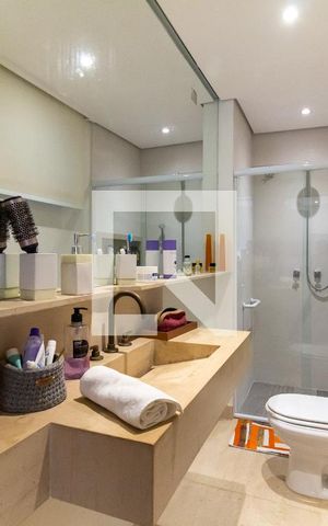 Apartamento à venda com 130m², 2 quartos e 1 vagaBanheiro da Suíte