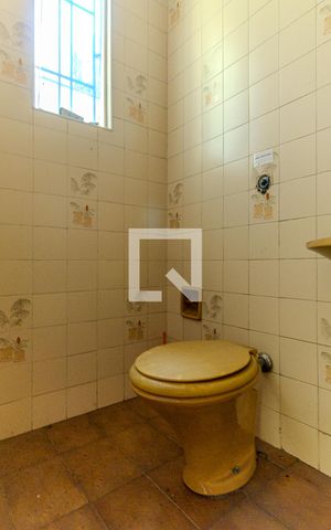 Casa à venda com 210m², 5 quartos e 3 vagasLavabo 2
