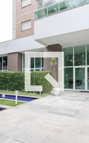 Apartamento à venda com 134m², 3 quartos e 3 vagas Apartamento à venda com 134m², 3 quartos e 3 vagasEntrada