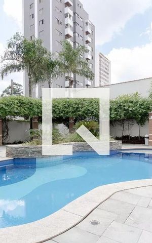 Apartamento à venda com 134m², 3 quartos e 3 vagas Apartamento à venda com 134m², 3 quartos e 3 vagasPiscina