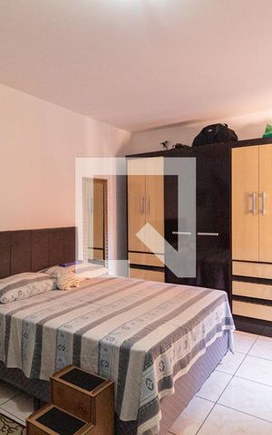 Casa à venda com 169m², 3 quartos e 2 vagasQuarto 2