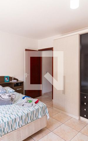 Casa à venda com 169m², 3 quartos e 2 vagasSuíte