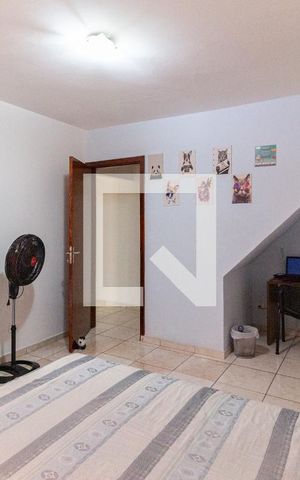 Casa à venda com 169m², 3 quartos e 2 vagasQuarto 2