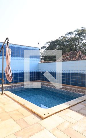 Casa à venda com 650m², 4 quartos e 5 vagasPiscina aquecida