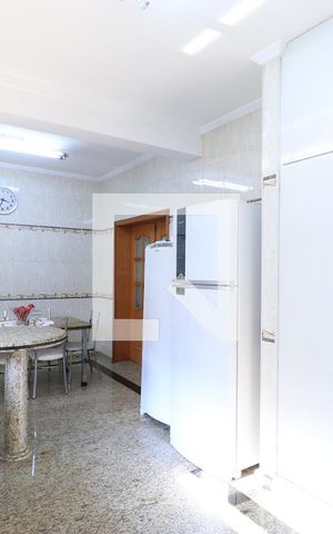 Casa à venda com 650m², 4 quartos e 5 vagasCozinha