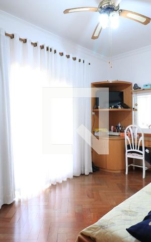 Casa à venda com 650m², 4 quartos e 5 vagasQuarto 2