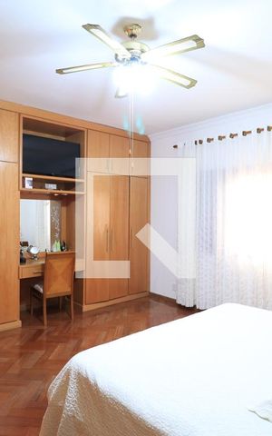 Casa à venda com 650m², 4 quartos e 5 vagasSuíte 2