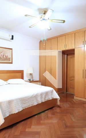 Casa à venda com 650m², 4 quartos e 5 vagasSuíte 2